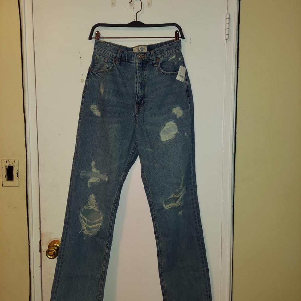 Distress Jeans - Picture 4 of 7